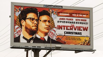 Un panneau avec l'affiche de "The Interview" à Venice, en Californie, le 19 décembre 2014
 (Chistopher Polk / Getty Images / AFP)