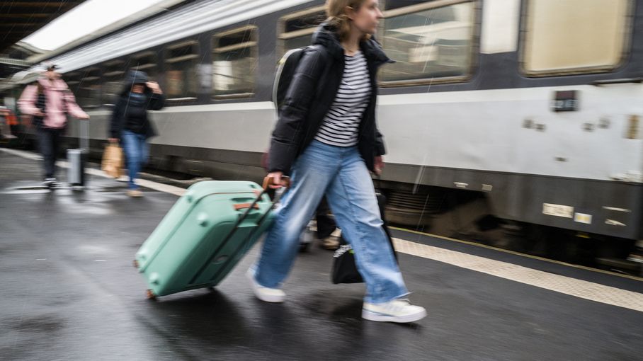 La Sncf Encadre Désormais Le Nombre De Bagages Dans Les Tgv Inoui Et Les Intercités