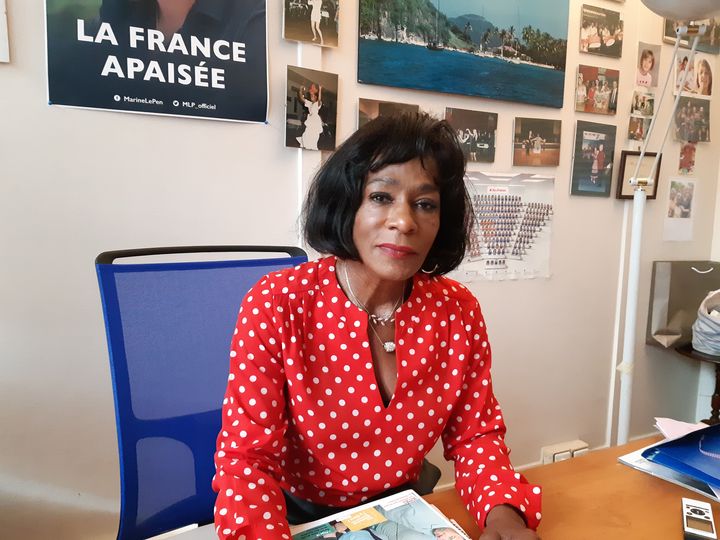 Huguette Fatna, à son bureau au RN, à Nanterre, le 2 octobre 2019. (ÉLODIE GUÉGUEN / RADIO FRANCE)