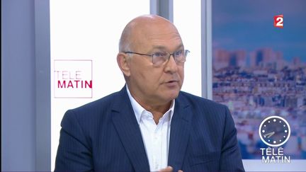 Pour Sapin, faire 850 millions d'euros d'économies sur le budget de la Défense est "une erreur"