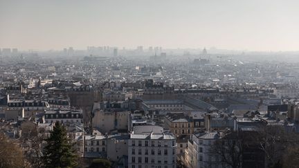 Une mère et sa fille ont quitté leur logement&nbsp;en bordure du périphérique parisien&nbsp;pour des raisons de santé (phot d'illustration). (ALEXIS SCIARD  / MAXPPP)