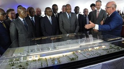 Présentation de la maquette du nouvel aéroport international d'Abidjan. (gouv.ci)