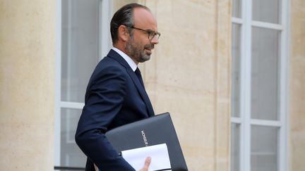 Le Premier ministre Edouard Philippe sur le perron de l'Elysée, le 3 octobre 2018. (LUDOVIC MARIN / AFP)