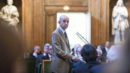 L'ancien patron d'EADS, Louis Gallois, s'exprime devant l'Acad&eacute;mie des sciences morales et politiques, le 22 octobre 2012, &agrave; Paris. (CHRISTOPHE MORIN / MAXPPP)