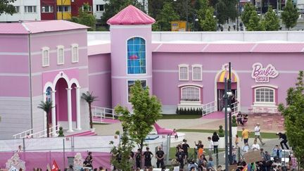 La Maison de Barbie à Berlin, le jour de l'ouverture le 16 mai 2013.
 (Barbara Sax / AFP)