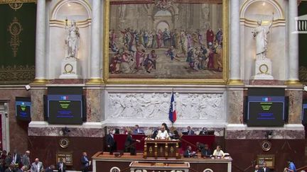 Loi pouvoir d'achat : l'Assemblée vote la déconjugalisation de l'AAH et la revalorisation des retraites et prestations sociales