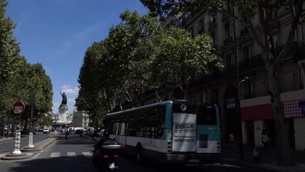 Plusieurs chauffeurs de la RATP auraient été poussés à supprimer des voyants d'alerte avant les contrôles techniques des bus, ce que l'entreprise dément.