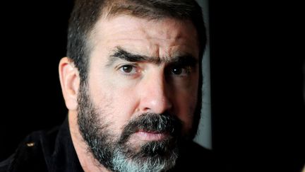 Eric Cantona &agrave; Valenciennes (Nord), le 22 septembre 2011.&nbsp; (FRANCOIS LO PRESTI / AFP)