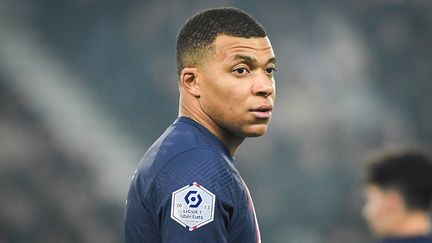 Kylian Mbappé, durant le match du PSG contre l'Olympique Lyonnais, au Parc des Princes, le 2 avril 2023. (MATTHIEU MIRVILLE / MATTHIEU MIRVILLE)