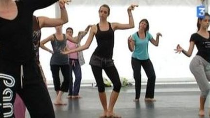 Châteauroux danse avec le monde entier pour le festival DARC
 (Culturebox)