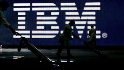 Des cadres d'IBM sont accusés de délits d'initiés. (© AFP/Nigel Treblin)