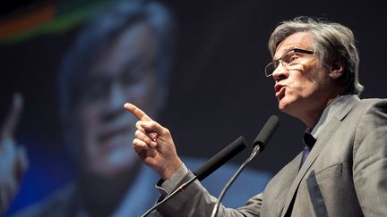 Le ministre de l'Agriculture, Stéphane Le Foll, le 1er avril 2016 à Laval (Mayenne). (JEAN-FRANCOIS MONIER / AFP)