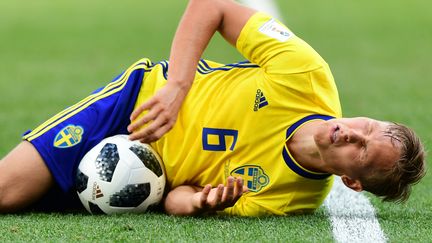 Le Suédois&nbsp;Ludwig Augustinsson face à la Corée du Sud le 18 juin 2018 à&nbsp;Nizhny Novgorod (Russie). (MARTIN BERNETTI / AFP)