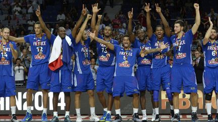 L'équipe de France médaillée de bronze (GERARD JULIEN / AFP)