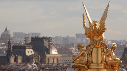 L'allégorie de la poèsie sur le toit de l'Opéra Garnier
 (Manuel Cohen/AFP)