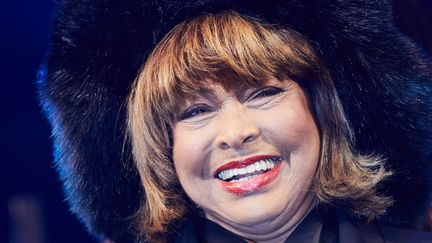 La chanteuse et comédienne américaine Tina Turner, lors de la première de la comédie musicale "The Tina Turner Musical", sur la scène de l'Operettenhaus à Hambourg (Allemagne), le 3 mars 2019. (GEORG WENDT / DPA)