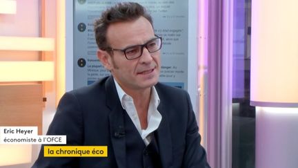 Invité de Jean-Paul Chapel dans l'émission ": l'éco", mercredi 25 octobre, Éric Heyer, économiste à l'Observatoire français des conjonctures économiques, a évoqué la baisse du chômage en septembre.