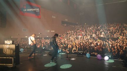 Un concert à la Coopérative de mai, SMAC (Scène de Musiques Actuelles) sise à Clermont-Ferrand. (YANN CABELLO)