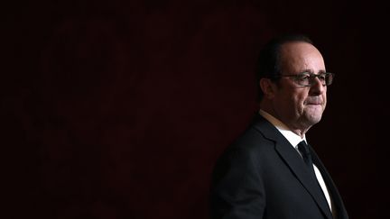 François Hollande, le 1er décembre 2016 à l'Elysee. (LIONEL BONAVENTURE / POOL)