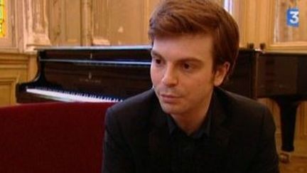 Le jeune pianiste David Kadouch envoûte l&#039;Opéra de Nice
 (Culturebox)