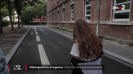 Cet été, entre 2000 et 3000 personnes ont été expulsées de leur hébergement d'urgence selon les associations. (L'OEIL DU 20 HEURES / FRANCE 2)