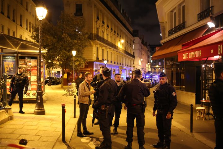 Dans la rue Monsigny, samedi 12 mai 2018. (NICOLAS JOUBERT / CROWDSPARK / AFP)