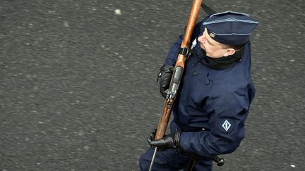 Un CRS, le 29 mars 2016, devant le Stade de France à Saint-Denis (MAXPPP)