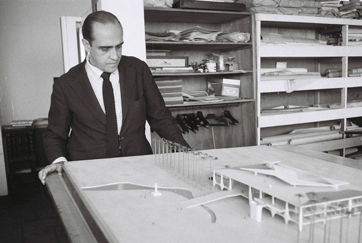 Oscar Niemeyer dans les années 50&#039;s
 (HO / DISTRITO FEDERAL / AFP)