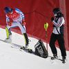 Le skieur français Alexis Pinturault après sa chute sur le slalom du combiné alpin, jeudi 10 février.&nbsp; (FABRICE COFFRINI / AFP)