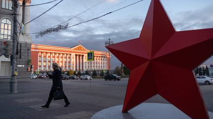 Le bâtiment de l'administration régionale de Koursk, le 17 octobre 2024. Photo d'illustration. (ANDREÏ BORODULINE / AFP)