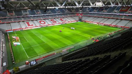 Le stade Pierre Mauroy de Lille lors de la rencontre de Ligue 1 entre Lille et Amiens qui s'était jouée à huis clos le 1er avril 2018. (DENIS CHARLET / AFP)