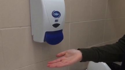 Covid-19 : sans savon dans les toilettes, difficile de se laver les mains pour les élèves de Carcassonne