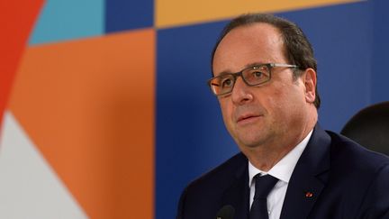 Le président de la République François Hollande au sommet du Commonwealth, à la Vallette (Malte), le 27 novembre 2015. (MATTHEW MIRABELLI / AFP)