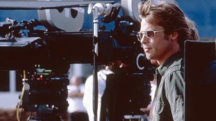 Brad Pitt en tournage sur "Spy Game" (2001)
 (Universal Pictures / Archives du 7eme Art / Photo12)