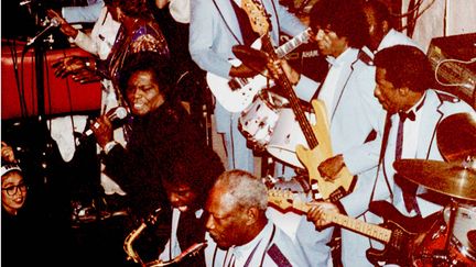  (Concert d'anniversaire de James Brown au Lone Star Cafe, à Manhattan, New York, le 14 décembre 1984 © PHOTOSHOT/MAXPPP)