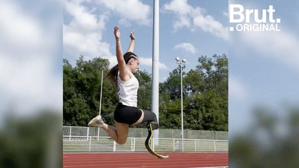 Typhaine a perdu sa jambe droite d'un cancer à 11 ans. 8 ans plus tard, elle va disputer l'épreuve de saut en longueur des Jeux paralympiques de Tokyo. Brut l'a suivie.