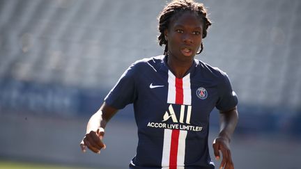 Aminata Diallo lors d'un match de football le 30 septembre 2019 à Paris.&nbsp; (ARNAUD JOURNOIS / MAXPPP)