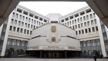 Le Parlement de Crim&eacute;e, &agrave; Simferopol (Ukraine), le 2 mars 2014. (GENYA SAVILOV / AFP)