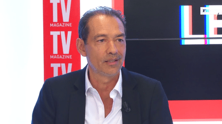 Capture d'écran d'une interview de Denis Balbir au "Buzz TV", mise en ligne le 16 octobre 2018. (TVMAG.LEFIGARO.FR)