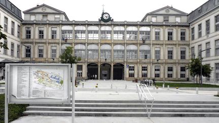 L'hopital de la Croix-Rousse, &agrave; Lyon (Rh&ocirc;ne-Alpes), est habilit&eacute; pour prendre en charge les patients atteints d'Ebola, le 12 ao&ucirc;t 2014. (  MAXPPP)