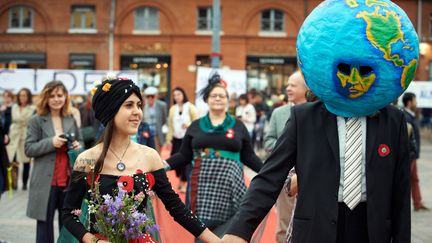 Une manifestation contre les pesticides organisées par des associations le 7 juin 2019 à Toulouse. (ALAIN PITTON / NURPHOTO / AFP)