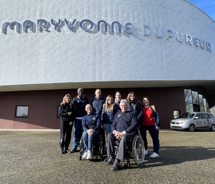 The nine classifiers in para athletics - including seven in training - present in Saint-Brieuc, February 9, 2024. (Clément Mariotti Pons)