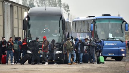 Calais : où vont être accueillis les migrants ?