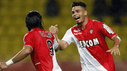 Emmanuel Rivière (à droite) et Radamel Falcao