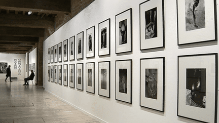 Exposition "Un jour d'été" de Daido Moriyama
 (capture image France3/Culturebox)