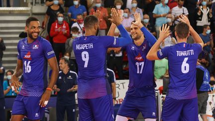 L'équipe de France de volley débute bien l'Euro 2021 en s'imposant face à la Slovaquie. (LIONEL VADAM  / MAXPPP)