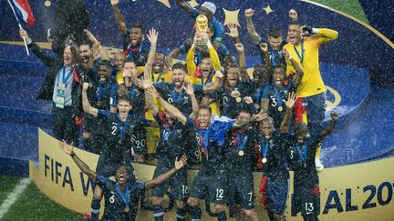 Coupe du monde : une victoire bonne pour le moral des Français ?