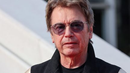 Jean-Michel Jarre, singer-songwriter on the steps of the Palais des Festivals, January 25, 2024. (ERIC DERVAUX / HANS LUCAS / AFP)