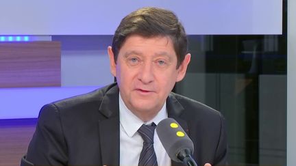 Patrick Kanner, le 13 décembre 2016, sur franceinfo (FRANCEINFO / RADIOFRANCE)