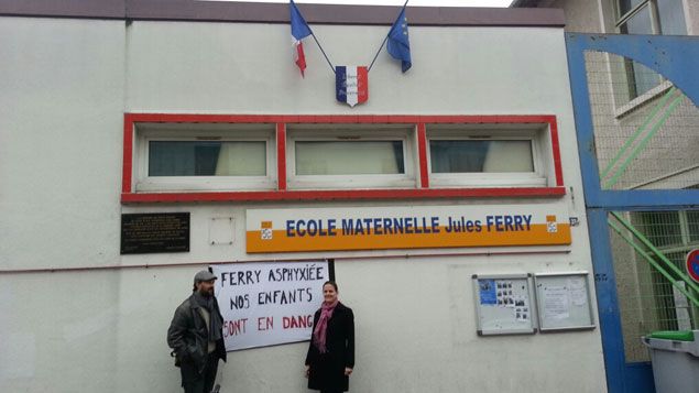 &nbsp; (Des parents d'élèves de l'école Jules-Ferry, mobilisés pour récupérer les locaux loués par Marie-Claude Pietragalla © DR)